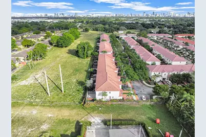 1007 NE 208th St #1007, Miami, FL 33179 - Photo 21