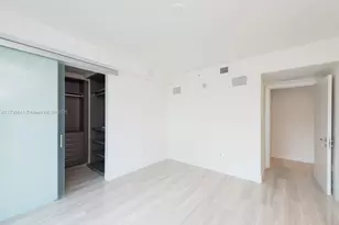 1451 Brickell Ave, Miami, FL 33131 - Photo 13