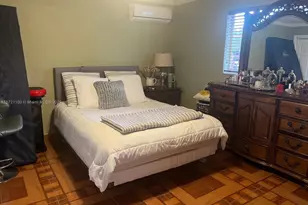 6760 W 6th Ct, Hialeah, FL 33012 - Photo 29