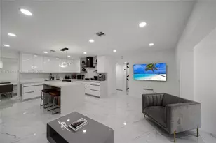 571 Raven Ave, Miami Springs, FL 33166 - Photo 11