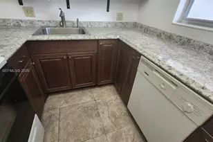564 Durham T, Deerfield Beach, FL 33442 - Photo 9