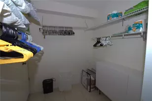 3225 NE 184th St, Aventura, FL 33160 - Photo 25