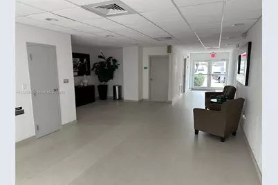 1666 West Ave #512, Miami Beach, FL 33139 - Photo 5