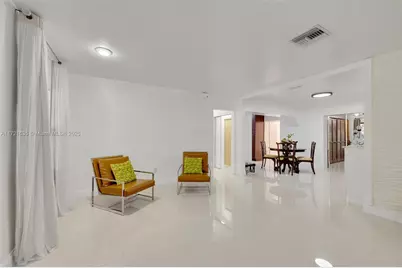 462 E 39th St, Hialeah, FL 33013 - Photo 27