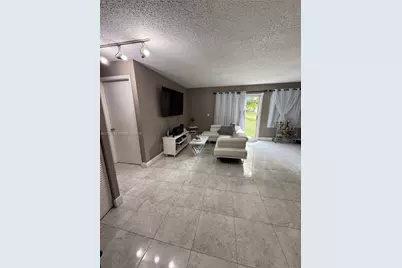 8710 SW 3rd St #104, Pembroke Pines, FL 33025 - Photo 15