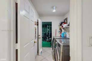 5323 NW 109th Ct, Doral, FL 33178 - Photo 15