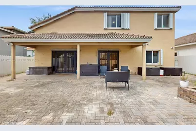 5323 NW 109th Ct, Doral, FL 33178 - Photo 27
