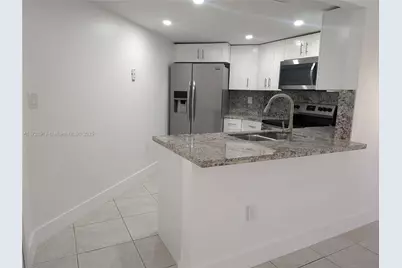 10245 NW 9th Street Cir #210-9, Miami, FL 33172 - Photo 5