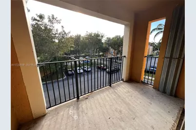 2360 E Preserve Way #305, Miramar, FL 33025 - Photo 9