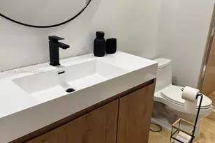 1830 S Ocean Dr, Hallandale Beach, FL 33009 - Photo 33