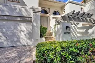 8850 SW 67th Ct, Pinecrest, FL 33156 - Photo 1