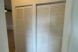 2589 NE 4th St, Homestead, FL 33033 - Photo 5