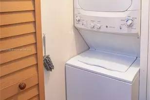 3078 S Oakland Forest Dr, Oakland Park, FL 33309 - Photo 9