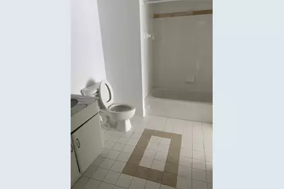 1200 Brickell Bay Dr #2007, Miami, FL 33131 - Photo 3