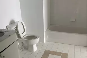 1200 Brickell Bay Dr, Miami, FL 33131 - Photo 3