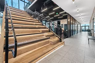 398 NE 5th St, Miami, FL 33132 - Photo 37