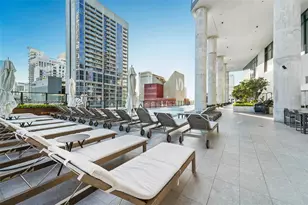 398 NE 5th St, Miami, FL 33132 - Photo 39