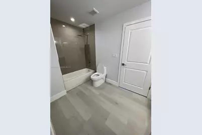 1938 Jackson St #301, Hollywood, FL 33020 - Photo 17