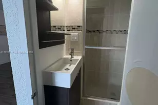 4001 S Ocean Dr, Hollywood, FL 33019 - Photo 21