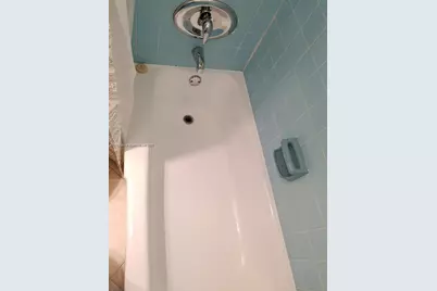1231 NE 23rd Ave, Pompano Beach, FL 33062 - Photo 7