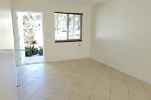 1231 NE 23rd Ave, Pompano Beach, FL 33062 - Photo 7