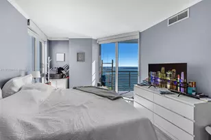 325 S Biscayne Blvd, Miami, FL 33131 - Photo 19