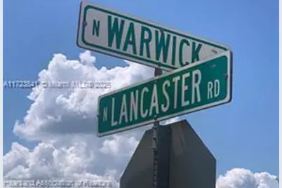 2922 N Warwick Road, Avon Park, FL 33825 - Photo 9