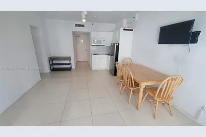 6345 Collins Ave #932, Miami Beach, FL 33141 - Photo 1