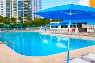 19201 Collins Ave, Sunny Isles Beach, FL 33160 - Photo 11