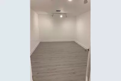 638 NW 62nd St, Miami, FL 33150 - Photo 5