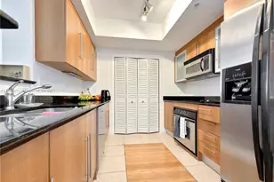 335 S Biscayne Blvd, Miami, FL 33131 - Photo 9