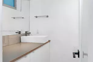 1025 Alton Rd, Miami Beach, FL 33139 - Photo 19
