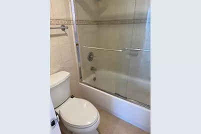 5701 Collins Ave #1011, Miami Beach, FL 33140 - Photo 49