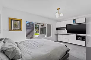 2104 NE 124th St, North Miami, FL 33181 - Photo 13