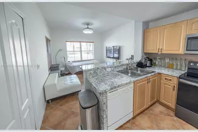 8520 NW 139th Ter #1607, Miami Lakes, FL 33016 - Photo 11