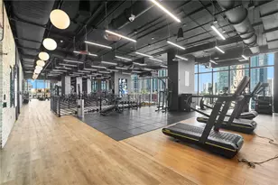 398 NE 5th St, Miami, FL 33132 - Photo 27