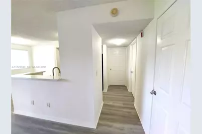 2600 S University Dr #218, Davie, FL 33328 - Photo 15