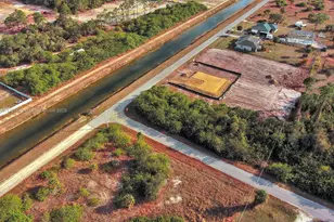 4506 E 19th St, Lehigh Acres, FL 33973 - Photo 13