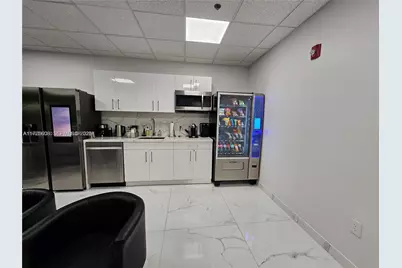 12550 Biscayne Blvd #800-16, North Miami, FL 33181 - Photo 11