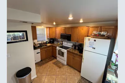 3300 W Rolling Hills Cir #102, Davie, FL 33328 - Photo 3