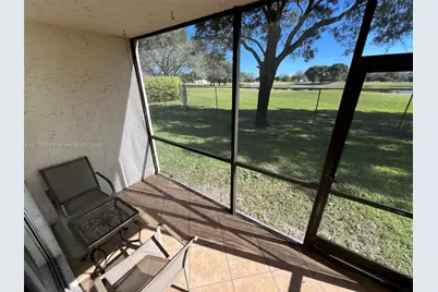 3300 W Rolling Hills Cir #102, Davie, FL 33328 - Photo 15