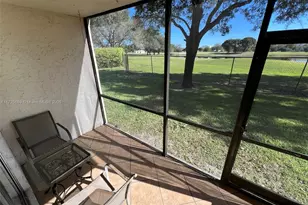 3300 W Rolling Hills Cir, Davie, FL 33328 - Photo 15