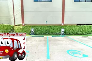 611 S Hollybrook Dr, Pembroke Pines, FL 33025 - Photo 23