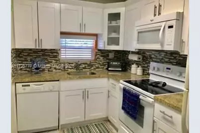 611 S Hollybrook Dr #203, Pembroke Pines, FL 33025 - Photo 3
