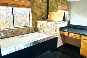 1 Balfour Rd E, Palm Beach Gardens, FL 33418 - Photo 31