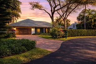 1 Balfour Rd E, Palm Beach Gardens, FL 33418 - Photo 1