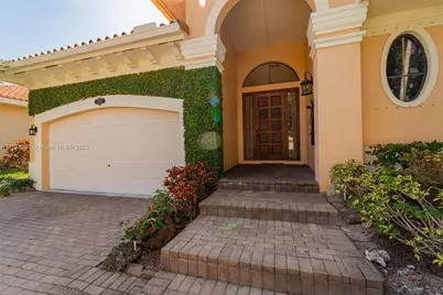 7564 SW 190th St, Cutler Bay, FL 33157 - Photo 3