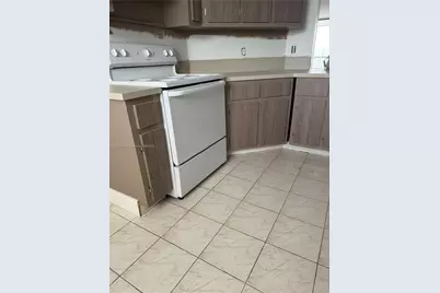 117 Lake Emerald Dr #202, Oakland Park, FL 33309 - Photo 3