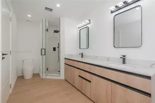 1975 Calais Dr, Miami Beach, FL 33141 - Photo 15