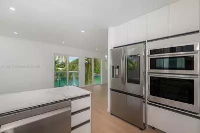 1975 Calais Dr #5, Miami Beach, FL 33141 - Photo 5